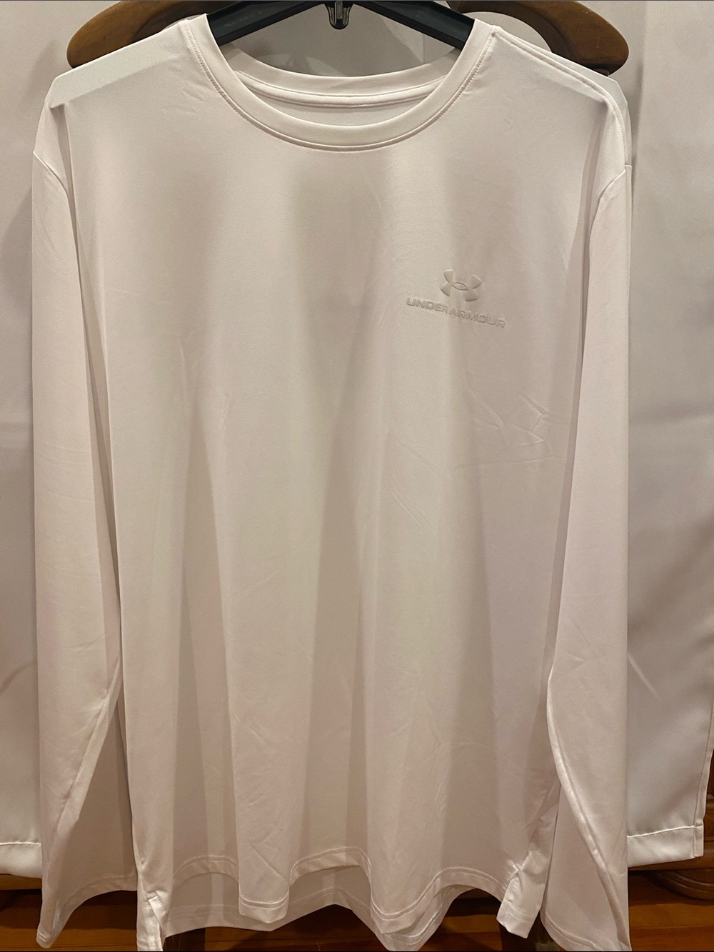 Under Armour Men’s Long Sleeve Athletic Tee - White